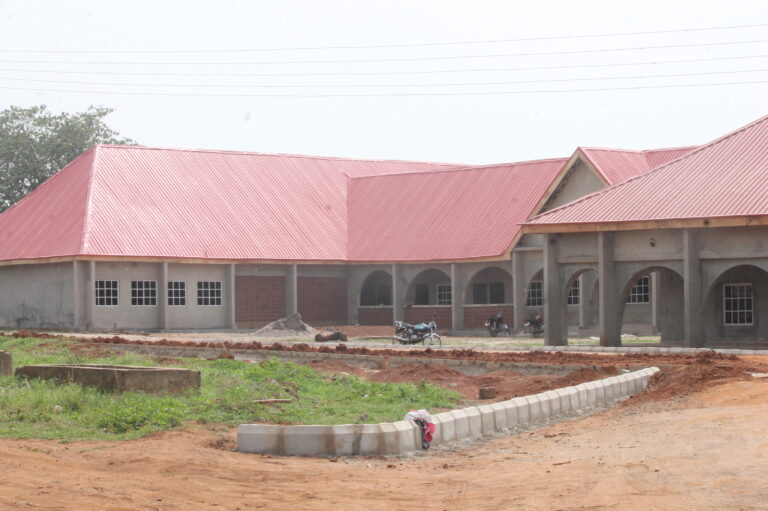 Picture of OYSADA Headquarters, Saki