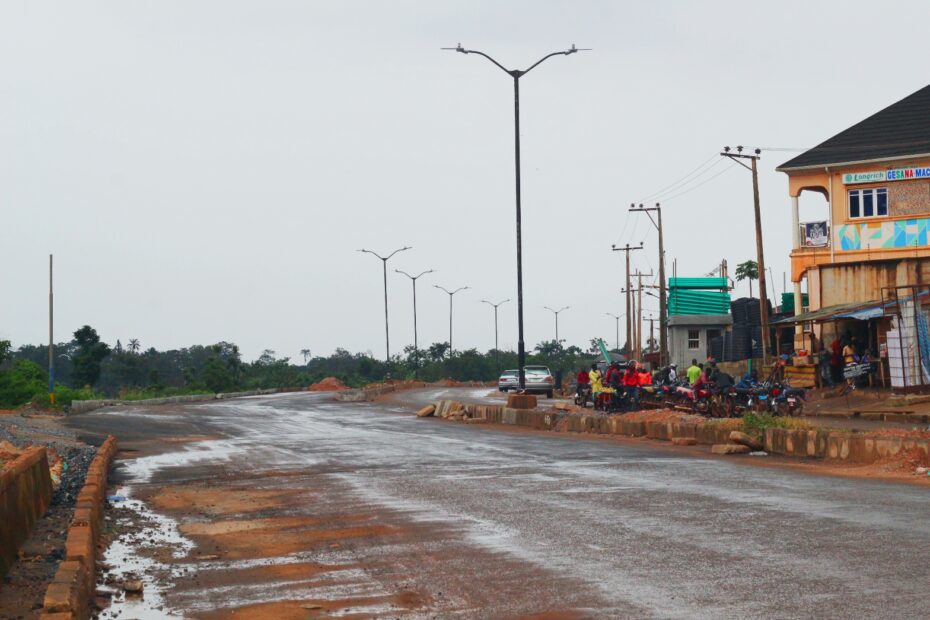 Picture of the Idi Ape-Basorun-Akobo-Odogbo Barracks Road reconstruction taken on August 24, 2021