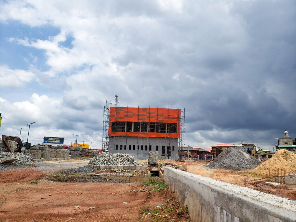 Challenge Bus Terminal 13