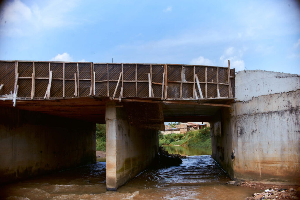Ikumapayi Bridge 10