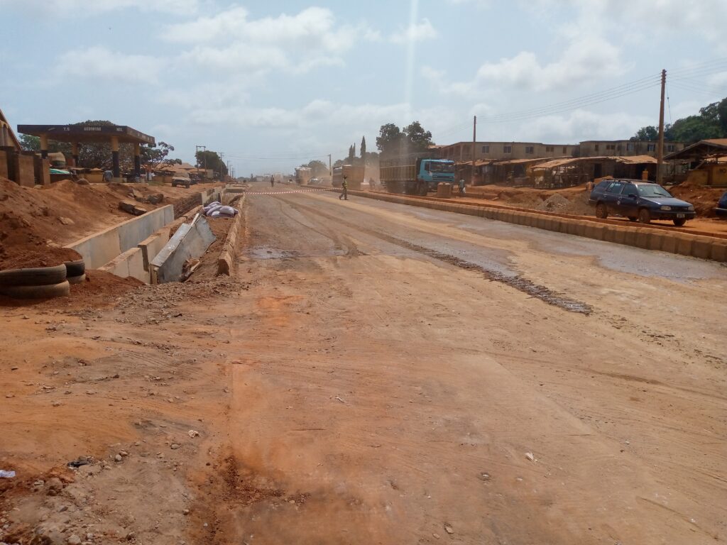 Saki Township Road 3