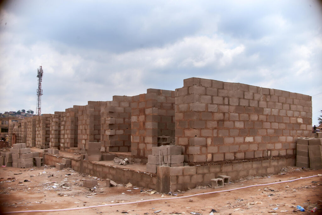 Sasa Market 25