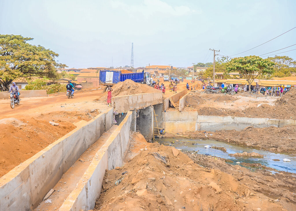 Gedu Oroki Sabo Asipa Road 16