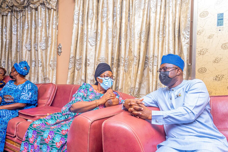 Governor Seyi Makinde pays condolence visit to the family of Governor Alao Akala