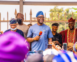 Governor Seyi Makinde receives the members of the Iseyin Development Union on a courtesy visit.