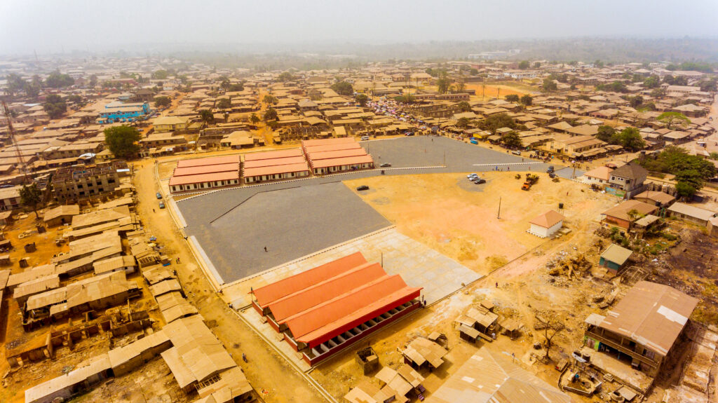 Sasa Market 32