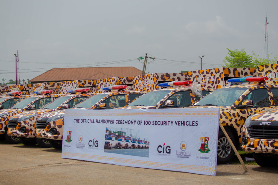 Cross section of 100 operational vehicles for Oyo Amotekun