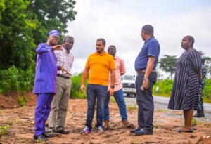 Prof Dahud Shangodoyin inspects Moniya-Ijaiye-Iseyin Road with the contractors
