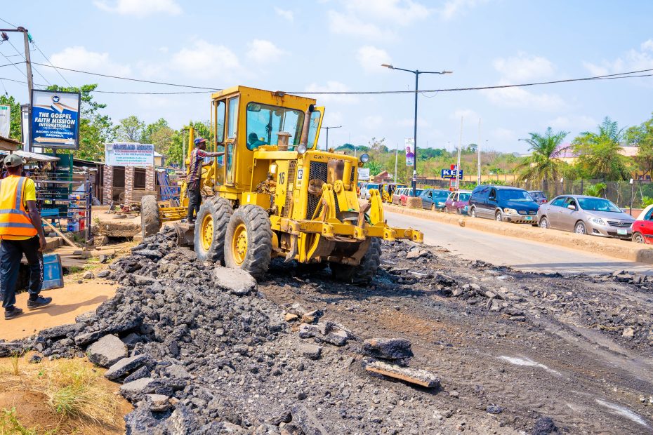 Picture of the ongoing rehabilitation of Ibadan-Iwo-Osogbo Road taken on January 30, 2023