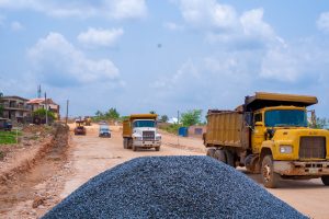 Picture of the ongoing dualisation of section 2 of the Challenge-Odo Ona Elewe-Apata Road taken on 28th March 2023