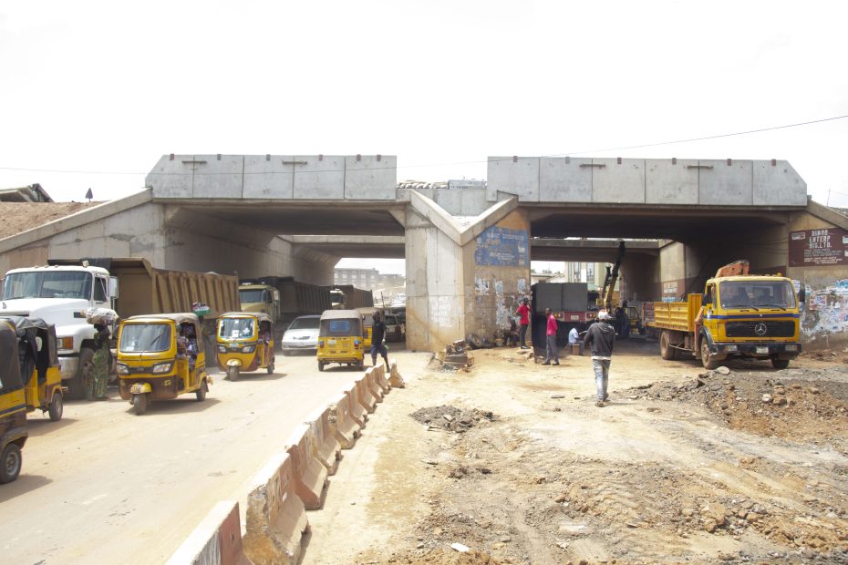 Picture of the Onipepeye Bridge at the ongoing dualisation of the 7.3 km Agodi Gate-Old Ife Road-Adegbayi Junction with a spur to Alakia-Ibadan Airport (3.3 km) taken on 17th May 2023