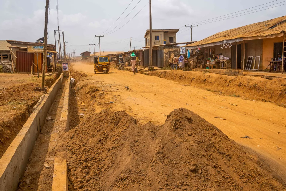 Picture of the reconstruction of the 6.45 km Olodo Garage-Kasumu-Ajia Junction Linking Erunmu-Egbeda Road taken on 20th November 2023