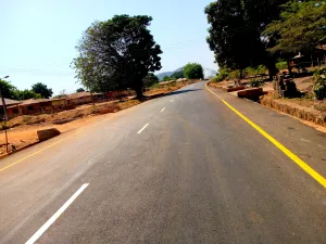 Picture of the completed reconstruction of the Idiko-Ile-Ayegun Road executed by the Iwajowa LG Council taken on 18 December 2023