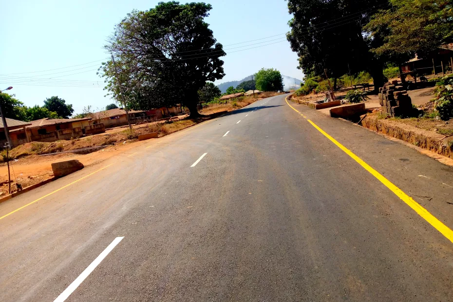 Picture of the completed reconstruction of the Idiko-Ile-Ayegun Road executed by the Iwajowa LG Council taken on 18 December 2023