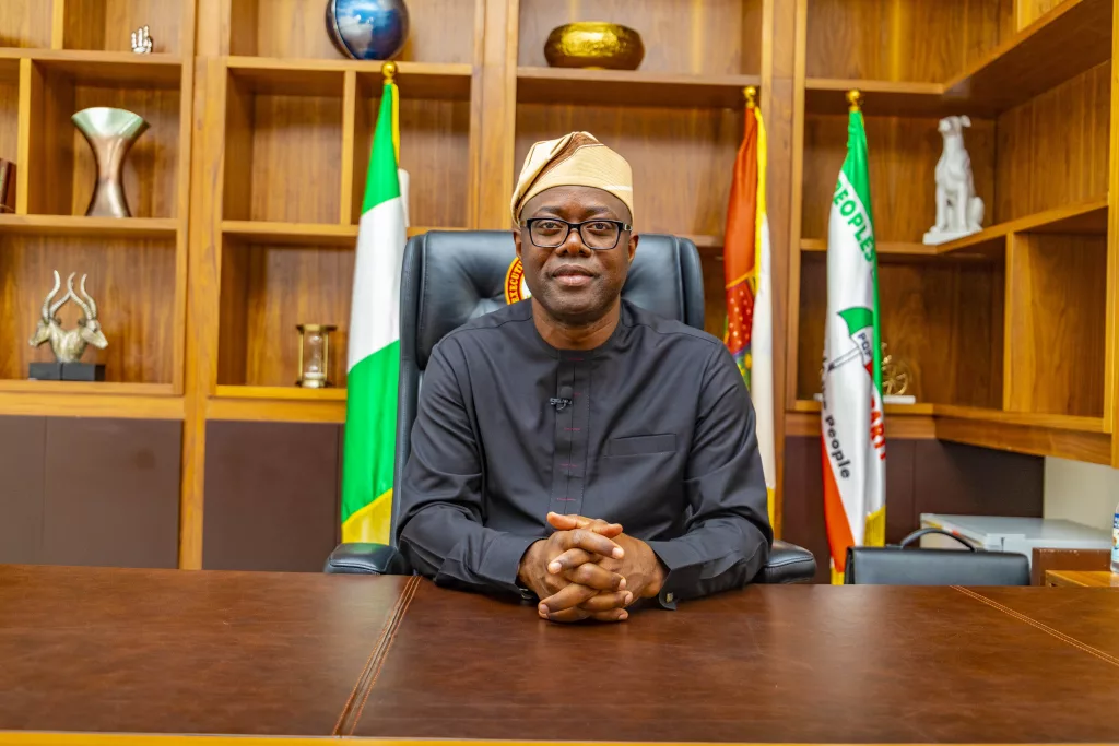 Commissioned: Rehabilitated 10.3km Ido-Omi Adio Road and Latest News 14 3 Years in Office Broadcast 1