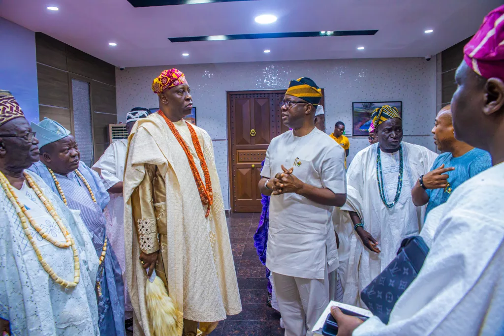Commissioned: 8.2 km Agodi Gate-Old Ife Road-Alakia-Adegbayi Road and Latest News from Oyo State 5 Obas and Chiefs visitation 2