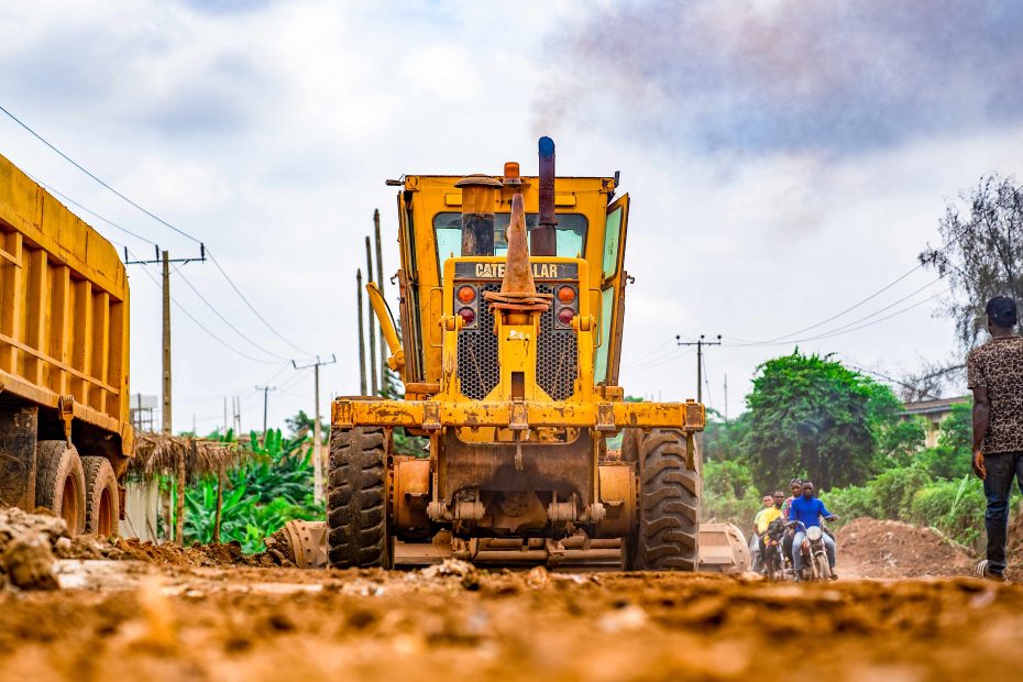 Picture of the ongoing reconstruction of the 1.34 km Wofun Junction-Rail Line, along Wofun/Kute Road taken on 24 July 2024