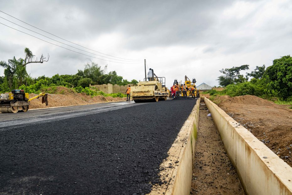 Picture of the reconstruction of the 6.45 km Olodo Garage-Kasumu-Ajia Junction Linking Erunmu-Egbeda Road taken on 25 September 2024