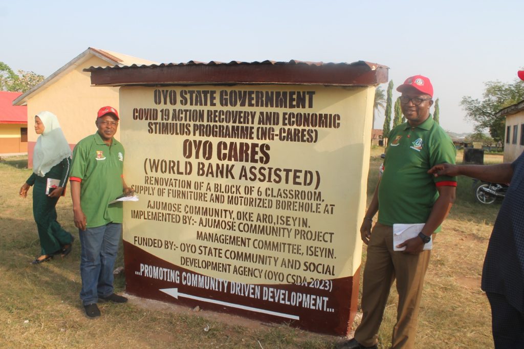 Completed and Ongoing Projects by the Oyo State Government, May 2019 to August 2026 21 Picture of completed CSDA Micro-Projects in Ajumose Community, Iseyin LGA