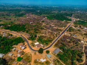 Image showing the completed reconstruction of the Olodo Garage-Kasumu-Ajia Junction Road that links Erunmu-Egbeda Road, taken on 30 December 2024