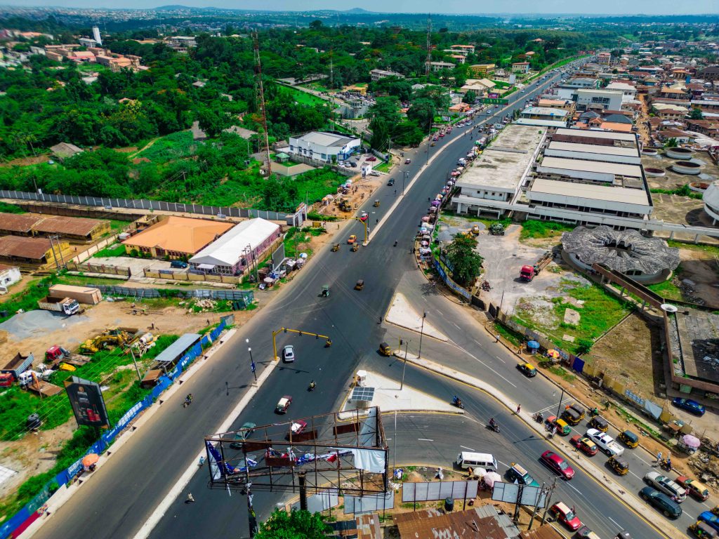 The Reconstruction of UI-Bodija Market-Secretariat-Total Garden-Beere Roundabout Road (15.53 km) nears completion 5 5 8