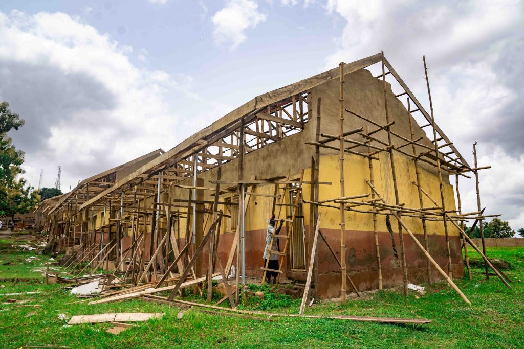 Oyo State Government Commences Renovation of 36 Public Schools across the State 10 6 1