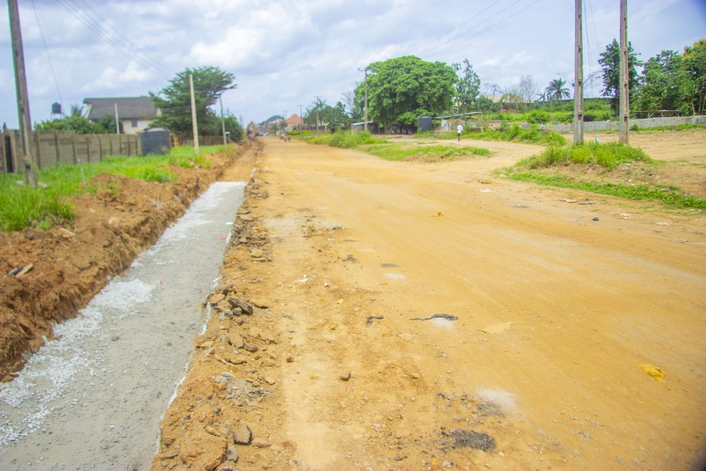 New Project: Reconstruction of 3.78 km Akala Way-Akobo Junction 8 8