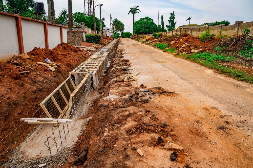 Rehabilitation of Awosika, Rotimi Williams and Ojo Akinyele Roads, Old Bodija, Ibadan (3.1 km) 1 1 34