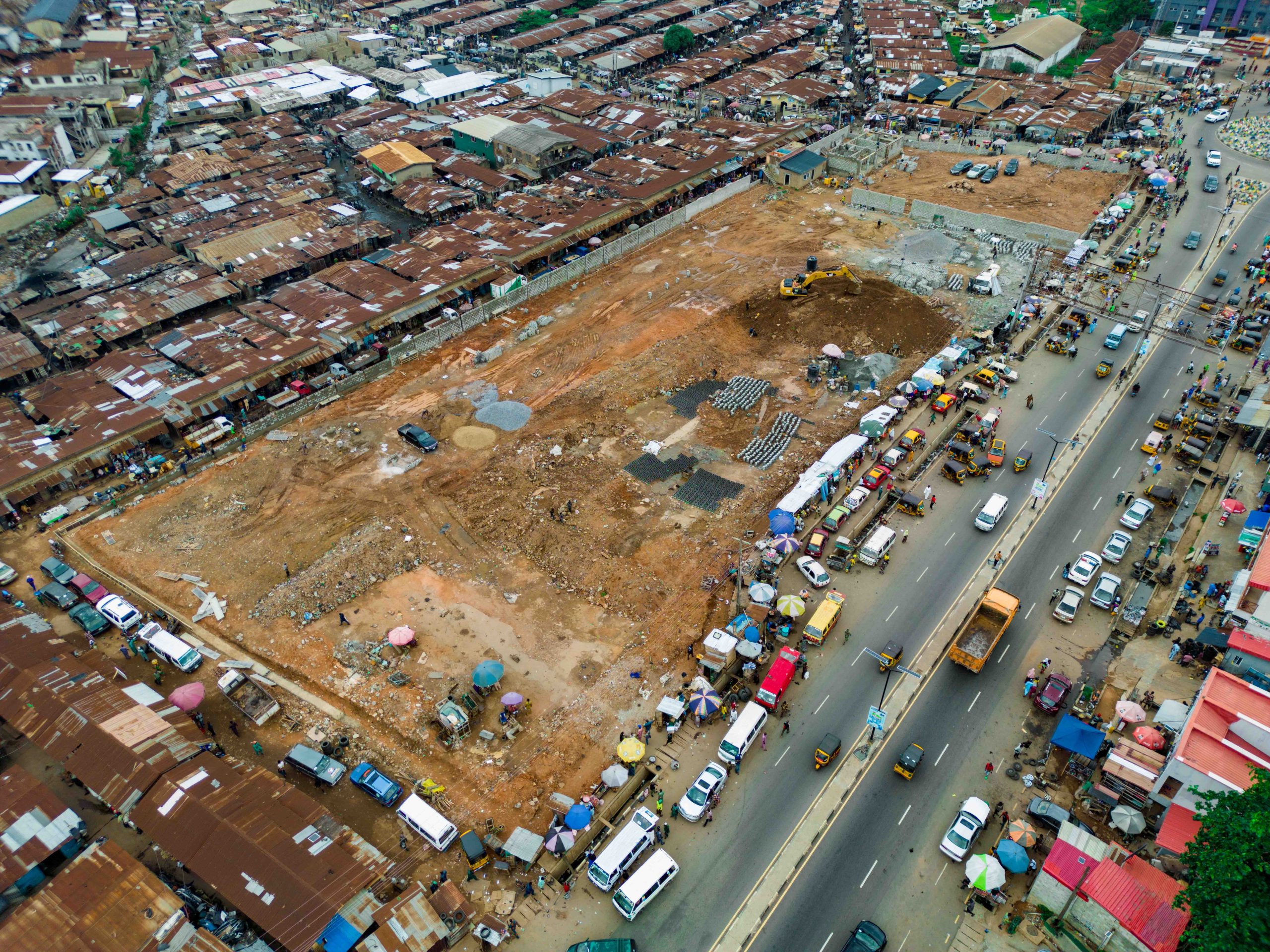 Ongoing Reconstruction of the Araromi Market Road (3 km) with the Construction of a Modern Park at Gate, Ibadan North East Local Government Area, Ibadan 2 2 28 scaled