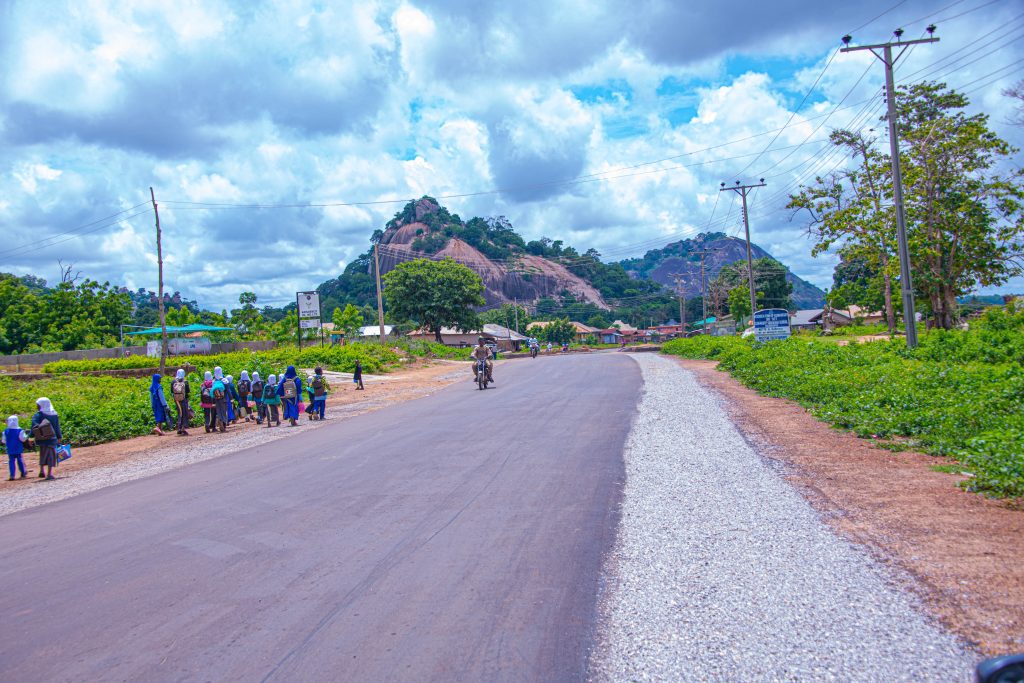 Progress Update: The Rehabilitation of the Saki-Ogbooro-Igboho Road (45.3 km) 11 11 20