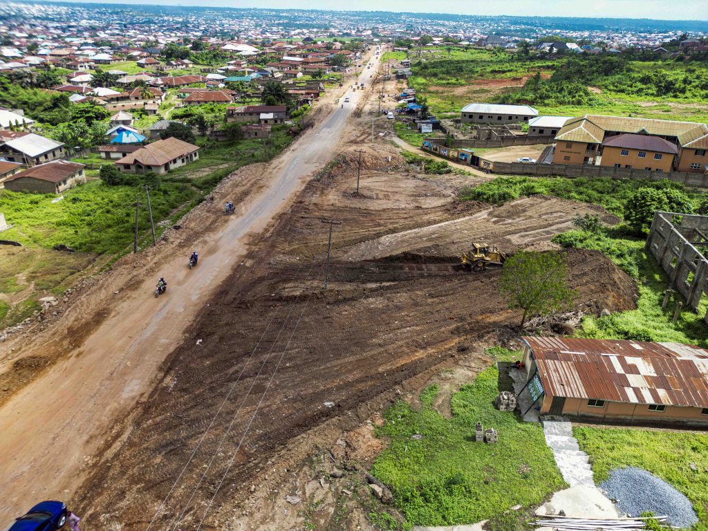 New Project: Dualisation of Ariyo-Amuloko-Odeyale Junction Road, Ona-Ara LGA (7.5 km) 11 11 21