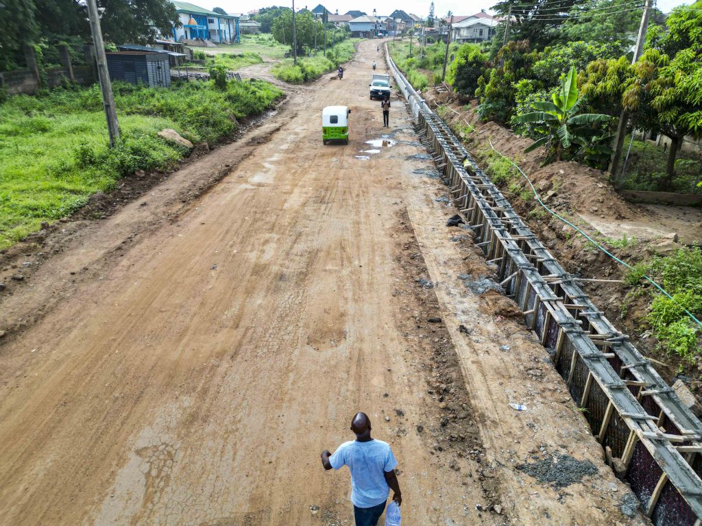 Resumed: Reconstruction of 3.78 km Akala Way-Akobo Junction Road 11 11 22