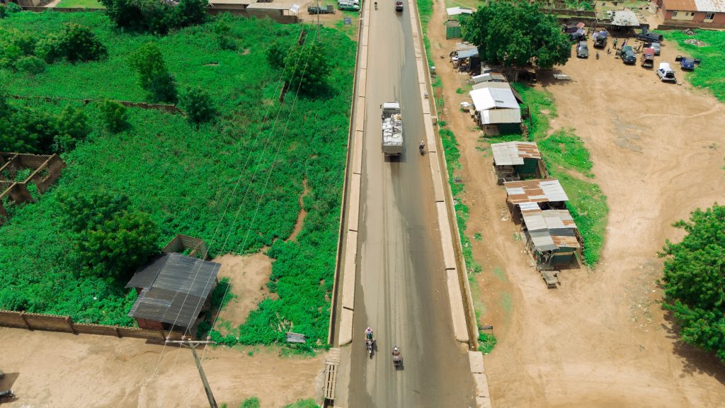 Progress Update: The Rehabilitation of the Saki-Ogbooro-Igboho Road (45.3 km) 14 14 9