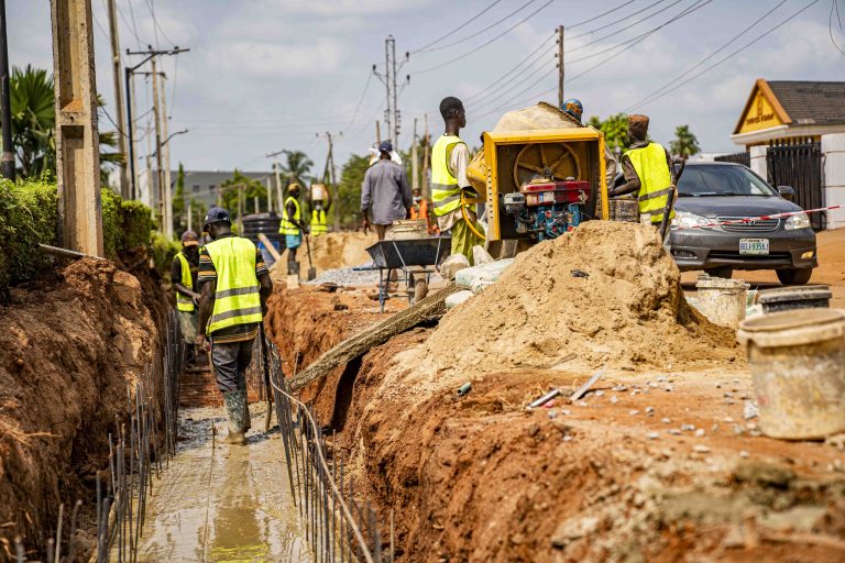 The ongoing rehabilitation of the road from Alesinloye-Golden Tulip-Foodco-Jericho Junction Road (2.415 km), taken on 28 November 2025.