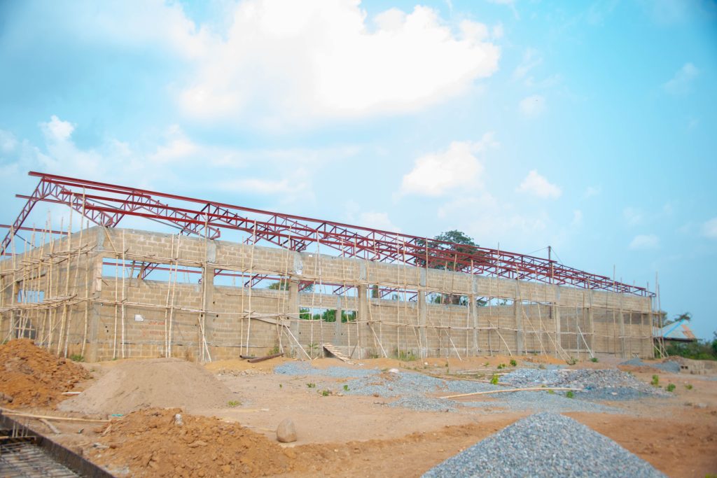 The Reconstruction of the Olorunda, Aare Alasa Market, Akanran, Ona Ara Local Government Area, Oyo State under RAAMP 2 2 67