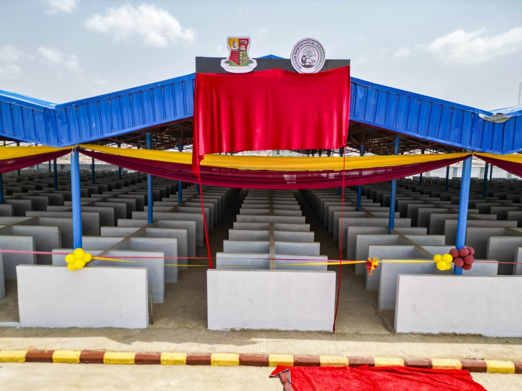 Completed Project: Construction of Modern Stalls and a Motor Park at Bodija Market by Ibadan North Local Government Council 3 2 78