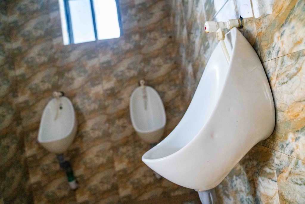 Completed Project: Construction of Modern Stalls and a Motor Park at Bodija Market by Ibadan North Local Government Council 6 5 61