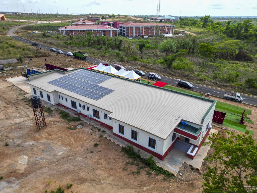 Completed Construction of the Abiola Ajimobi Technical University Health Centre by the Oluyole LG Council 14 13 28