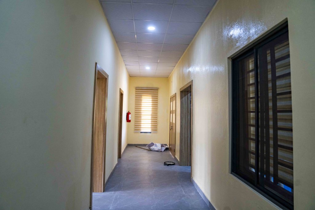 Completed Construction of the Abiola Ajimobi Technical University Health Centre by the Oluyole LG Council 16 15 26