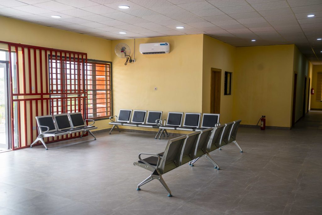 Completed Construction of the Abiola Ajimobi Technical University Health Centre by the Oluyole LG Council 4 3 85