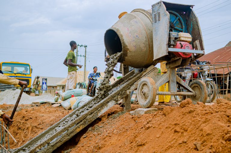 Ongoing reconstruction of the Owode-Idi Oro–Kere Baya Oje Road (5.7 km) in Ogbomoso North LGA, Ogbomoso taken on 19 April 2026.