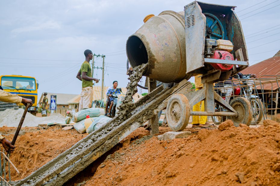 Ongoing reconstruction of the Owode-Idi Oro–Kere Baya Oje Road (5.7 km) in Ogbomoso North LGA, Ogbomoso taken on 19 April 2026.