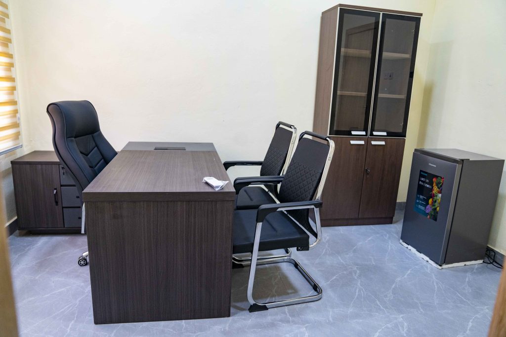 Completed Construction of the Abiola Ajimobi Technical University Health Centre by the Oluyole LG Council 9 8 54