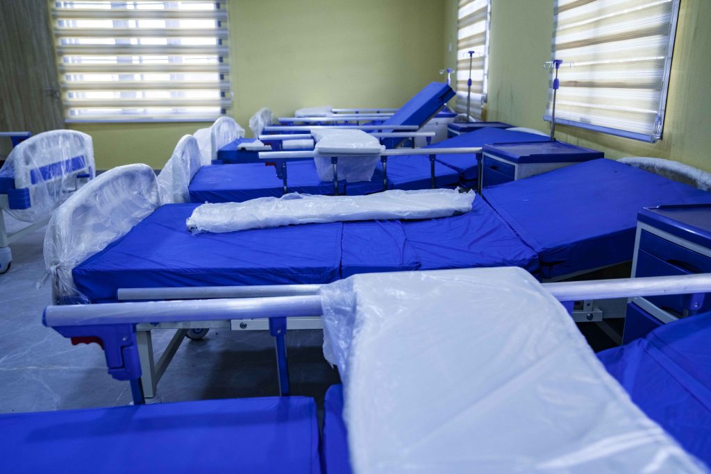 Completed Construction of the Ladoke Akintola University of Technology, Iseyin Campus Health Centre by the Iseyin LG Council 13 12 57