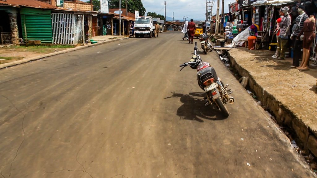 Rehabilitation of the Aguodo-Olojo-Sekoni-Osupa-Eleko-Bosunla Junction (1.7 km), Ogbomoso North LGA 5 5 2
