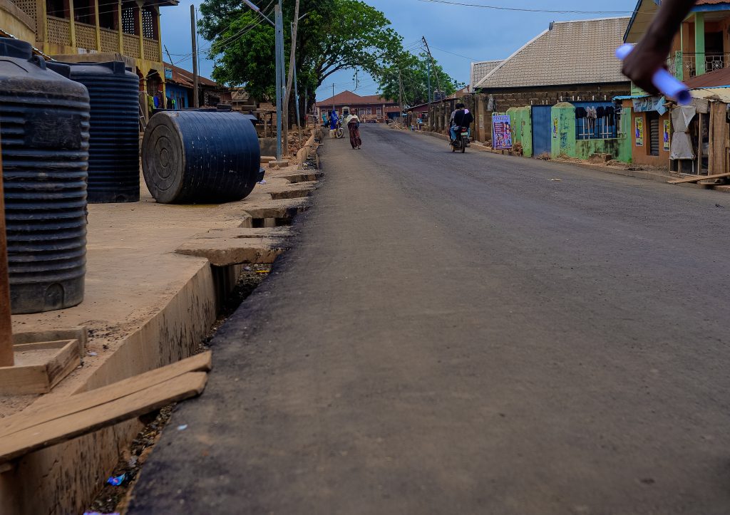 Ongoing Reconstruction of the Ladindin, Iseke, Ojongbodu, Oloko Meje and Ladigbolu Roads (1.5 km) by the Oyo West Local Government Council 10 10 72