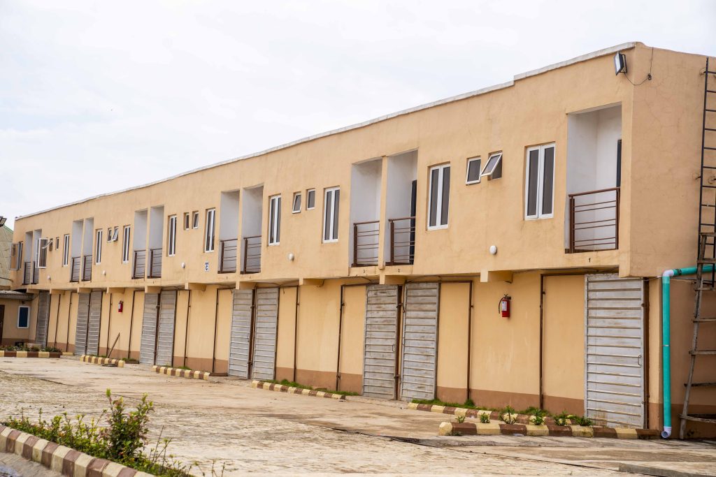 Completed and Commissioned: Construction of a Fire Station, a Market Car Park and Reconstruction of the 2 km Bodija Main Market Road, by the Ibadan North Local Government Council 10 9 74
