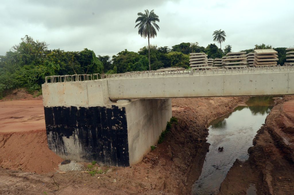 Ongoing Project: Reconstruction/Rehabilitation of the 30 km Okaka Junction-Otu-Igbojaiye-KAP Film Village Road 10 10 77