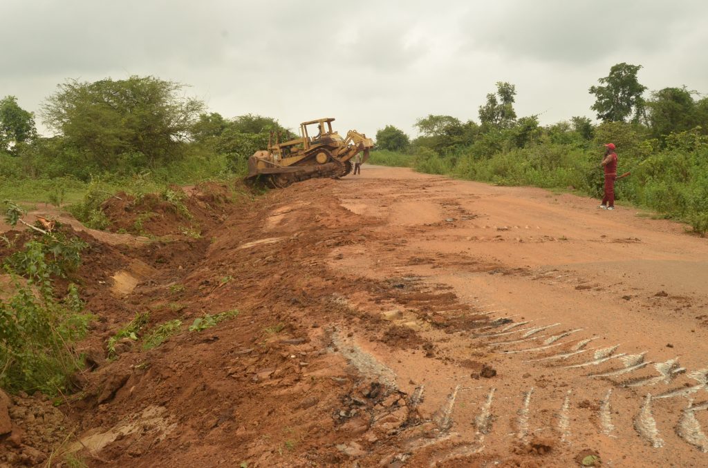 Ongoing Project: Reconstruction/Rehabilitation of the 30 km Okaka Junction-Otu-Igbojaiye-KAP Film Village Road 11 11 71