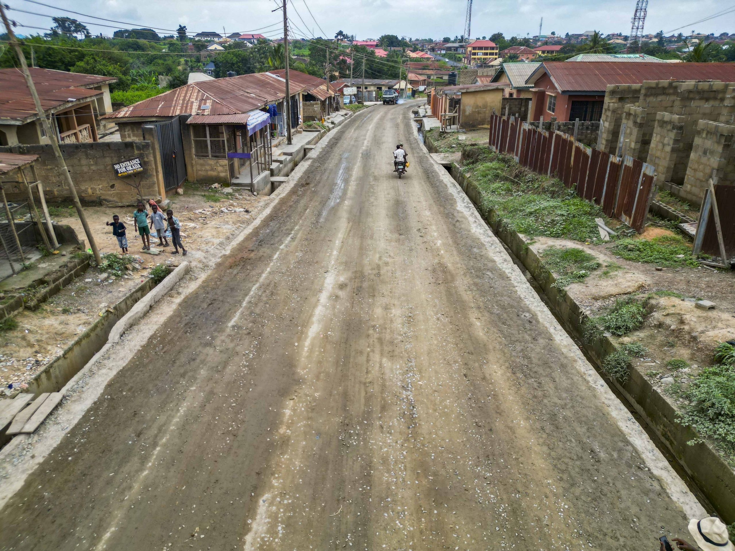 Ongoing Project: The 5.8 km Enyo Filling Station (Olodo)-Agandi-Emu Area-Alaja Area Odan Junction-Egba (Egbeda/Lagelu Boundary) Road and Agandi/Ayeloja Road by the Egbeda Local Government Council 7 7 89 scaled